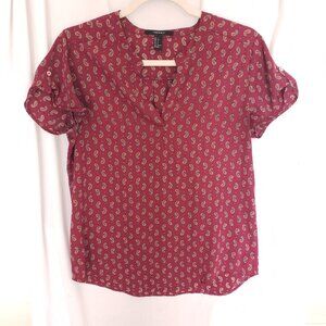 Forever 21 Burgundy Paisley Pattern Short Sleeve V Neck Blouse Size Small